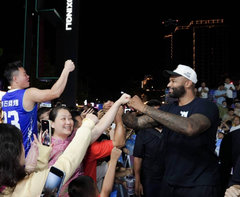 包含NBA常规赛今晚再迎强敌，广东宏远强势反弹，主帅态度——赛场秩序良好，控场能力受关注的词条-竞技宝网址