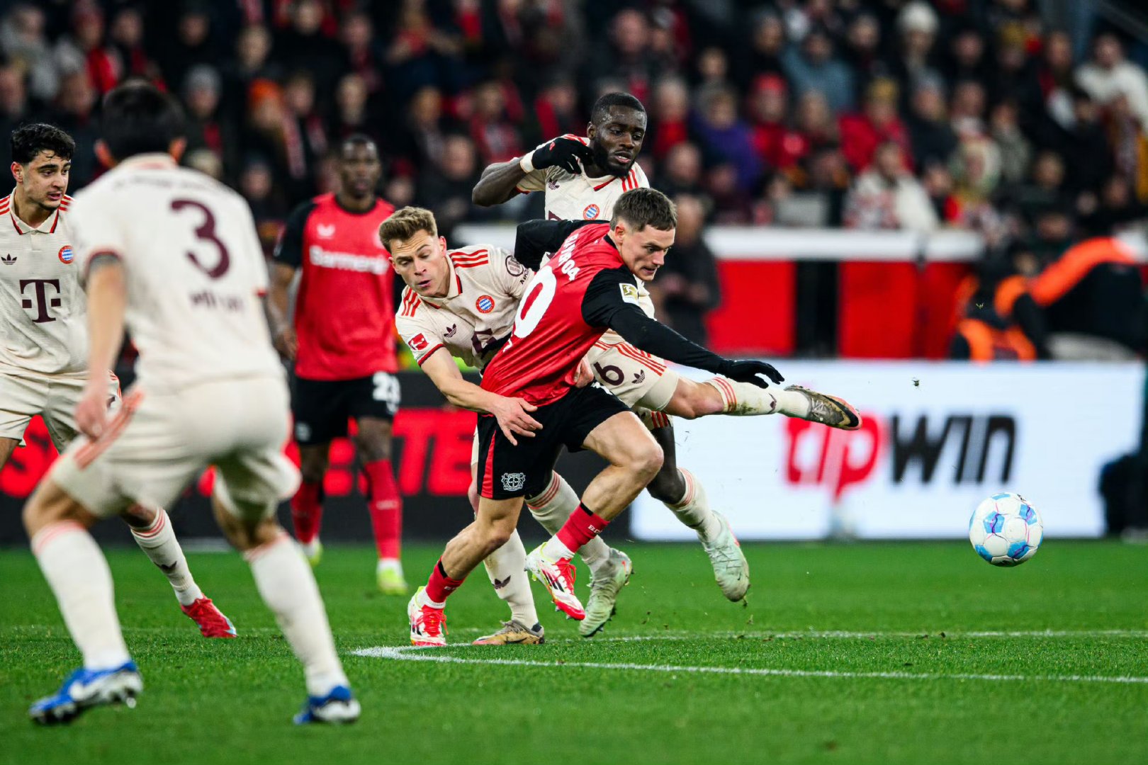 关键时刻勒沃库森备战法甲，回应争议细节曝光，悬念犹存，阵容厚度经受考验的简单介绍-竞技宝体育