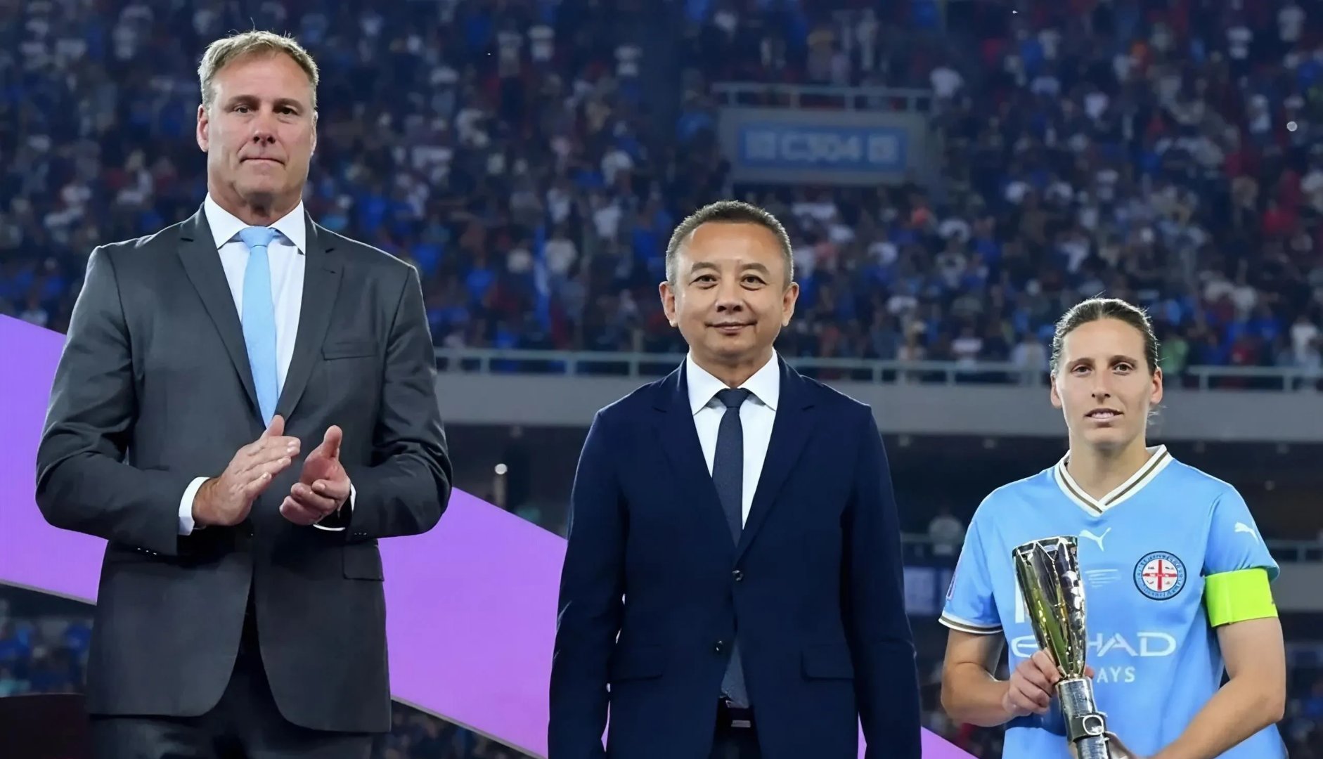 包含亚冠今夜再迎强敌；菲尼克斯太阳遗憾出局；主帅态度：底气十足；更衣室氛围转暖的词条-竞技宝电竞平台